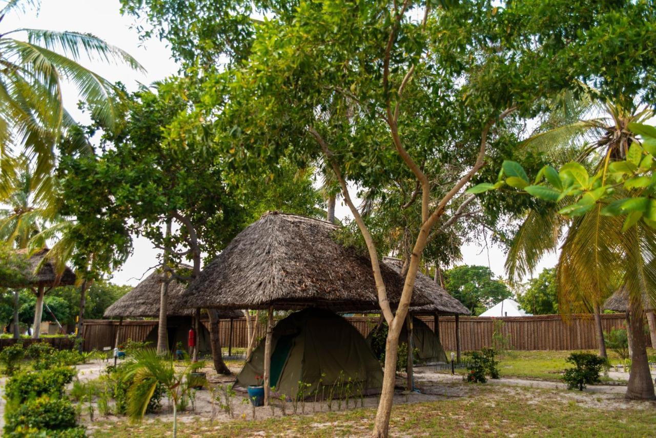 Big Blu Mafia Island Dive Resort Utende Exterior foto